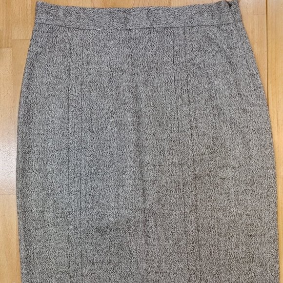 Woman's 3 Piece Suit - Picture 13 of 13